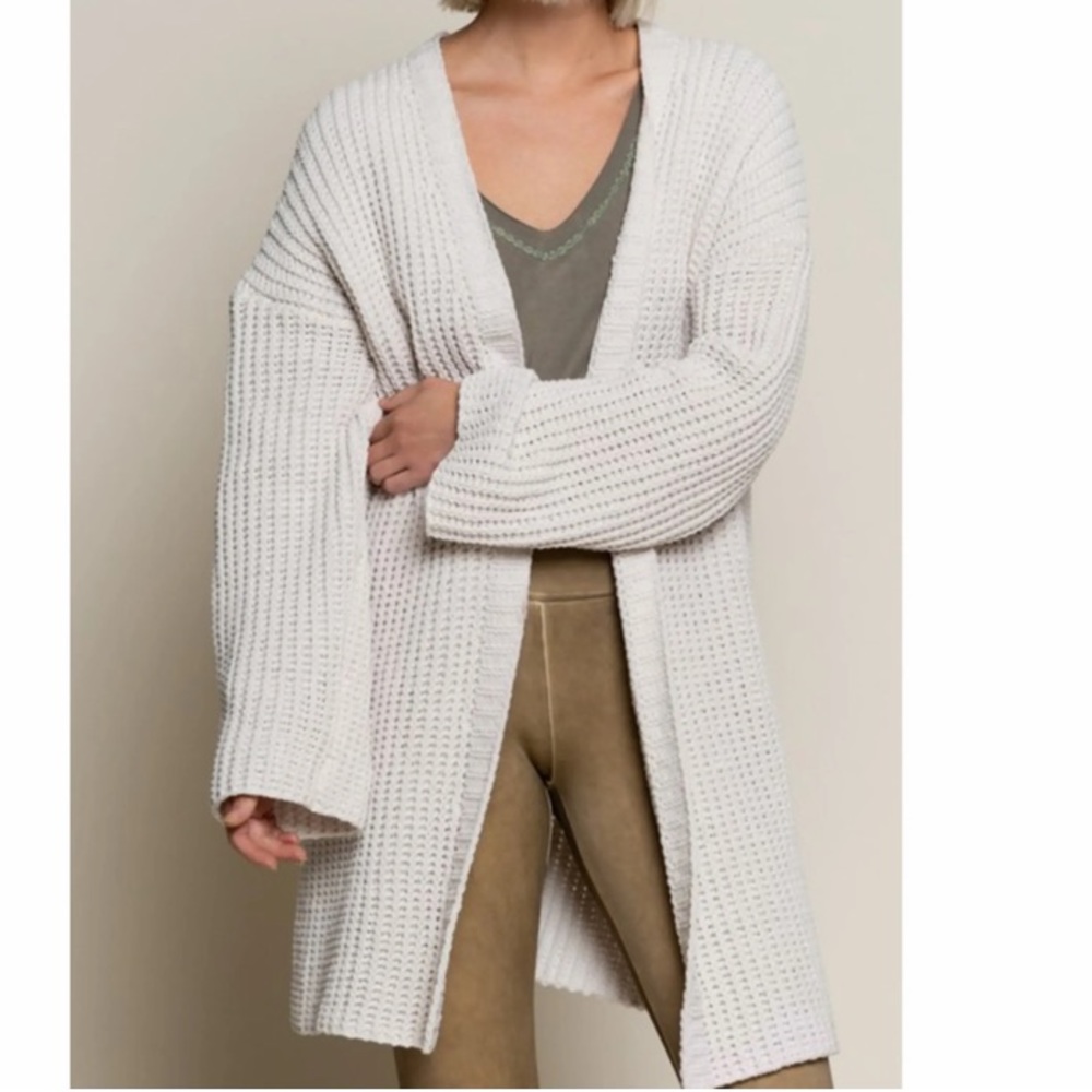 OVERSIZED CHENILLE BOYFRIEND CARDIGAN SWEATER